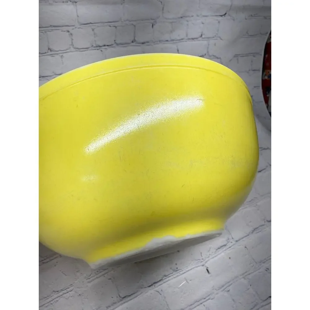 Large Vintage Pyrex Primary Color Yellow Nesting Mixing Bowl 10